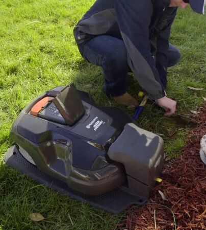 Home Service : Robotic Mower Winterization+ Annual Service